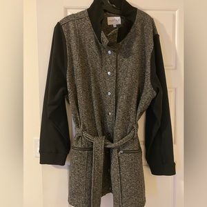 Black and Gray Women's Poncho